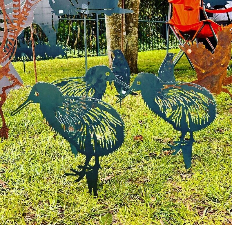 Kiwi - Bird Design Metal Silhouette Sculpture - Corten Steel Garden Art