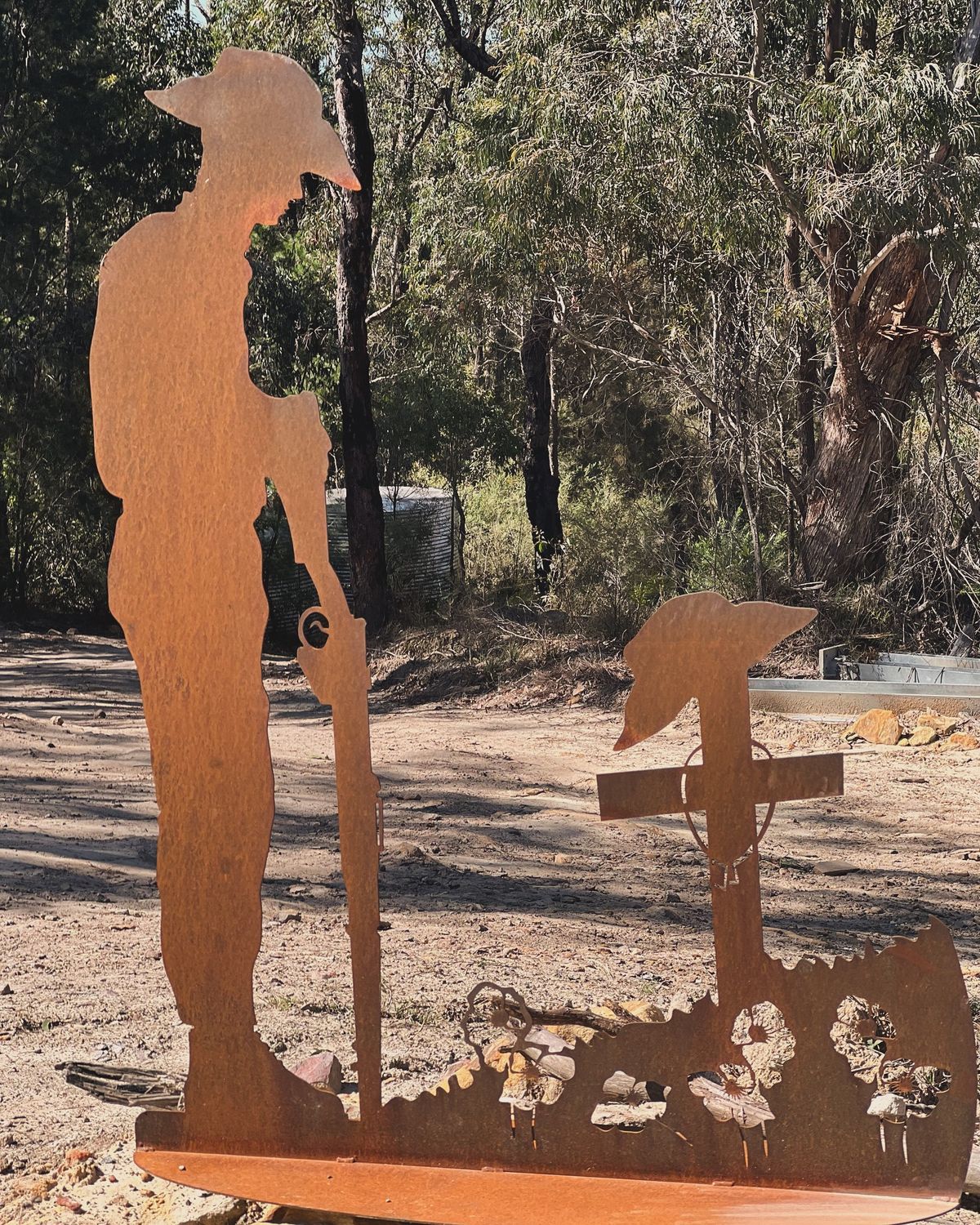 ANZAC MEMORIAL SILHOUETTE