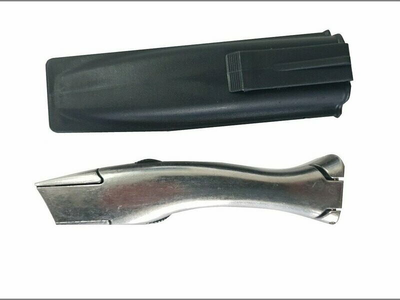 Panther 1000 Profi Verlegemesser silber Teppichmesser Bodenlegermesser
AKTIONSPREIS Panther 1000 Profi Verlegemesser silber Teppichmesser Bodenlegermesser
AKTIONSPREIS
