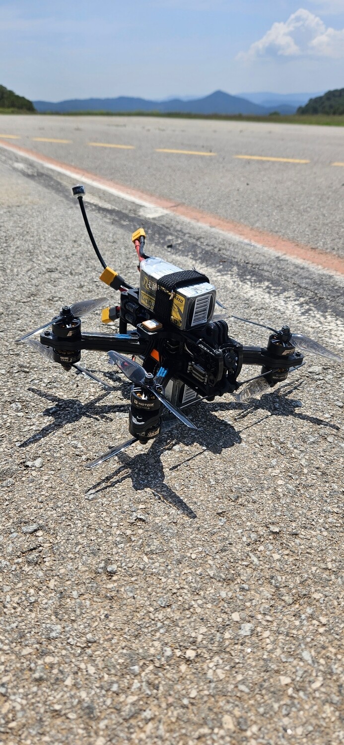 RR Top Gun v2 x8 JohnnyFPV 5" BNF