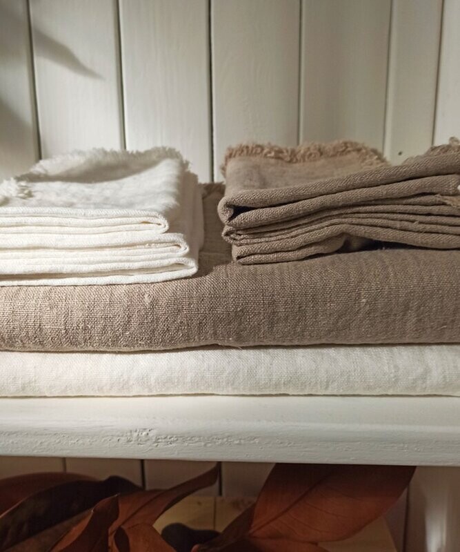 Mantel  Blanco de  Lino Orgánico con Flecos