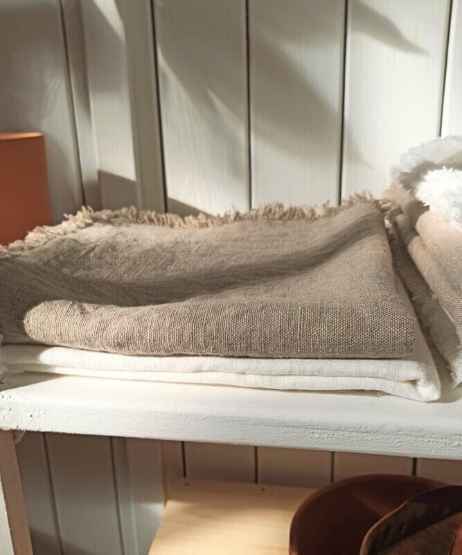 Mantel Color Natural de Lino Orgánico con Flecos