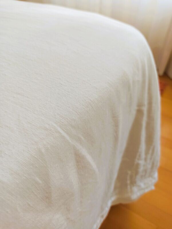 White Organic Linen Duvet Cover. Stonewashed. Bed 150 cm