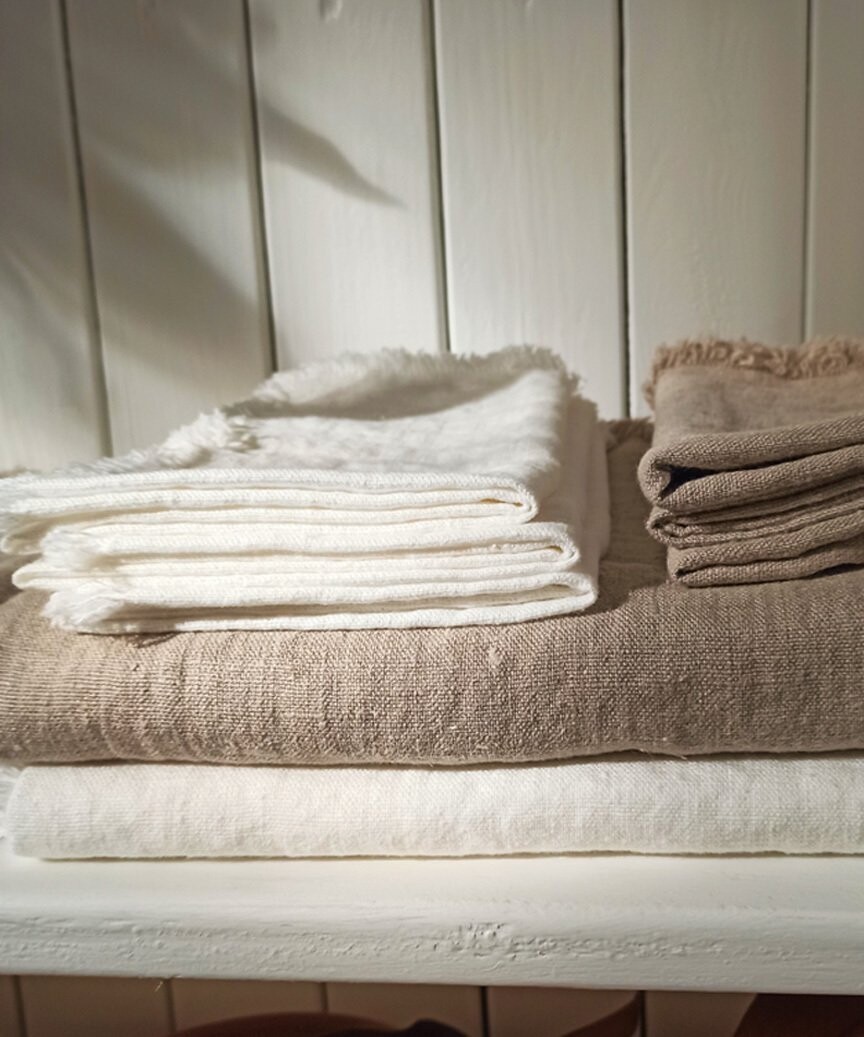 Servilleta Blanca de Lino Orgánico con Flecos Servilleta Blanca de Lino Orgánico con Flecos