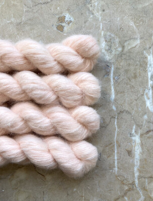 Lychee Milk Suri/Silk Lace 