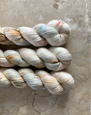 Teardrop Silky Lace