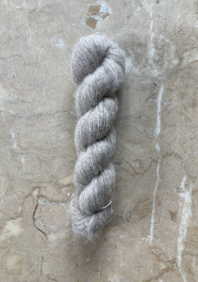 Yak/Suri/Silk  Lace (ufarvet)