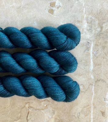 Deep teal Yak/Silk Singles