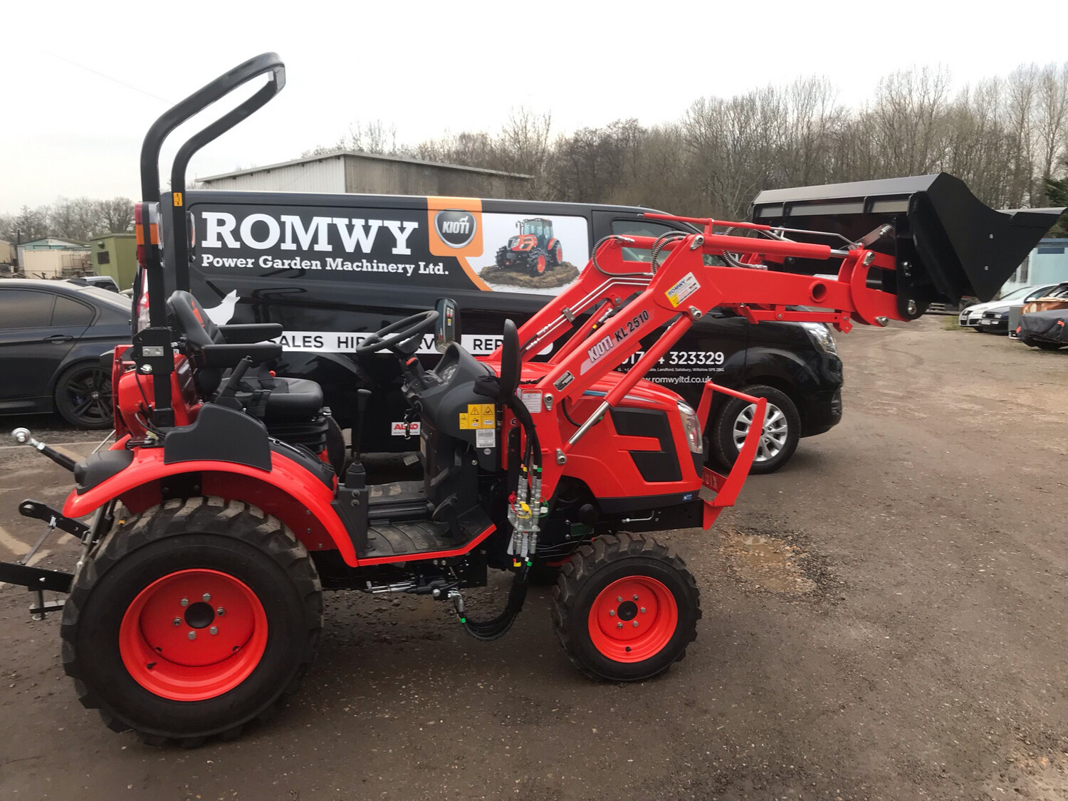 KIOTI Kl2510 EU FRONT LOADER INC BUCKET for 2022 CK 2510HST Price Inc VAT
