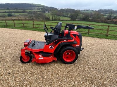 Kioti ZXD 61” Deisel Zero Turn Professional Mower.