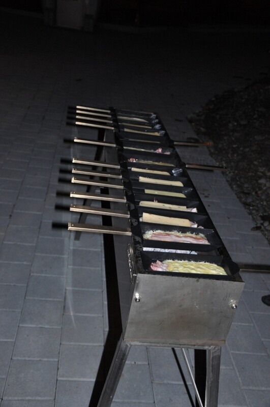 Racletteschaufel zu Metergrill