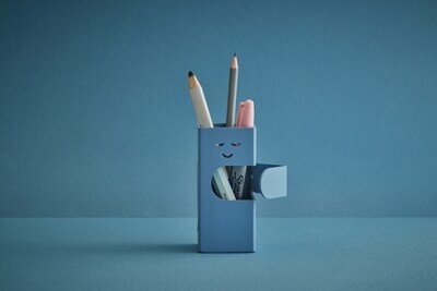 &quot;Dreamy&quot; Blue Bot