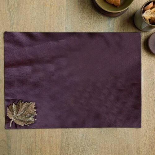 Maple Leaf Embroidered Brown Table Mat Set