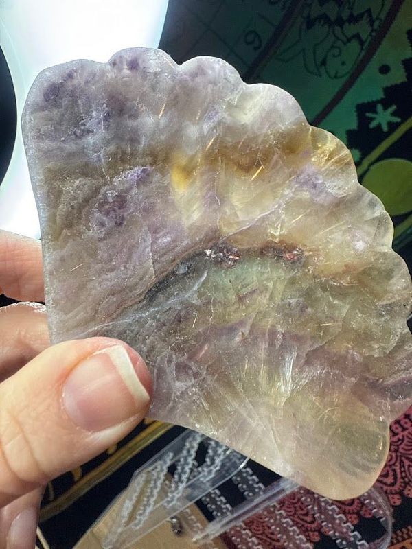 Fluorite clam dish