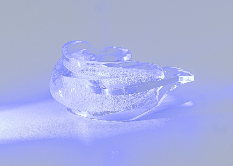 TEETH WHITENING PRE FILLED MOUTH TRAY