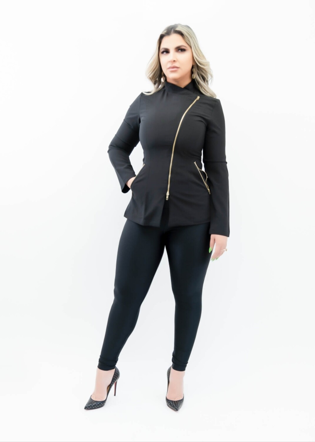 Uniforme de Esteticista Negro Cremallera Dorada ( Estilo 1 Manga Larga )
