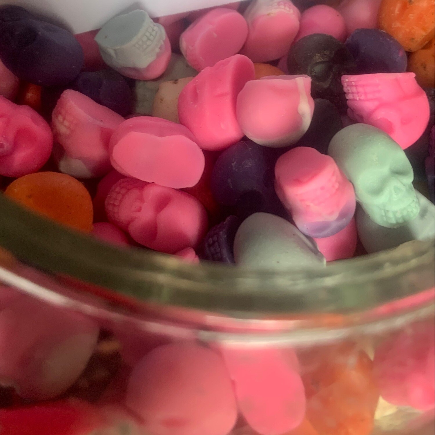 Mini Skull Assorted Colors/scented Wax Melts !!