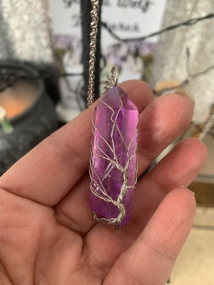 Gorgeous Quartz Necklaces