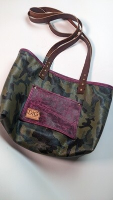 TOTE.23 Camo Green with Purple Horween, Canvas liner