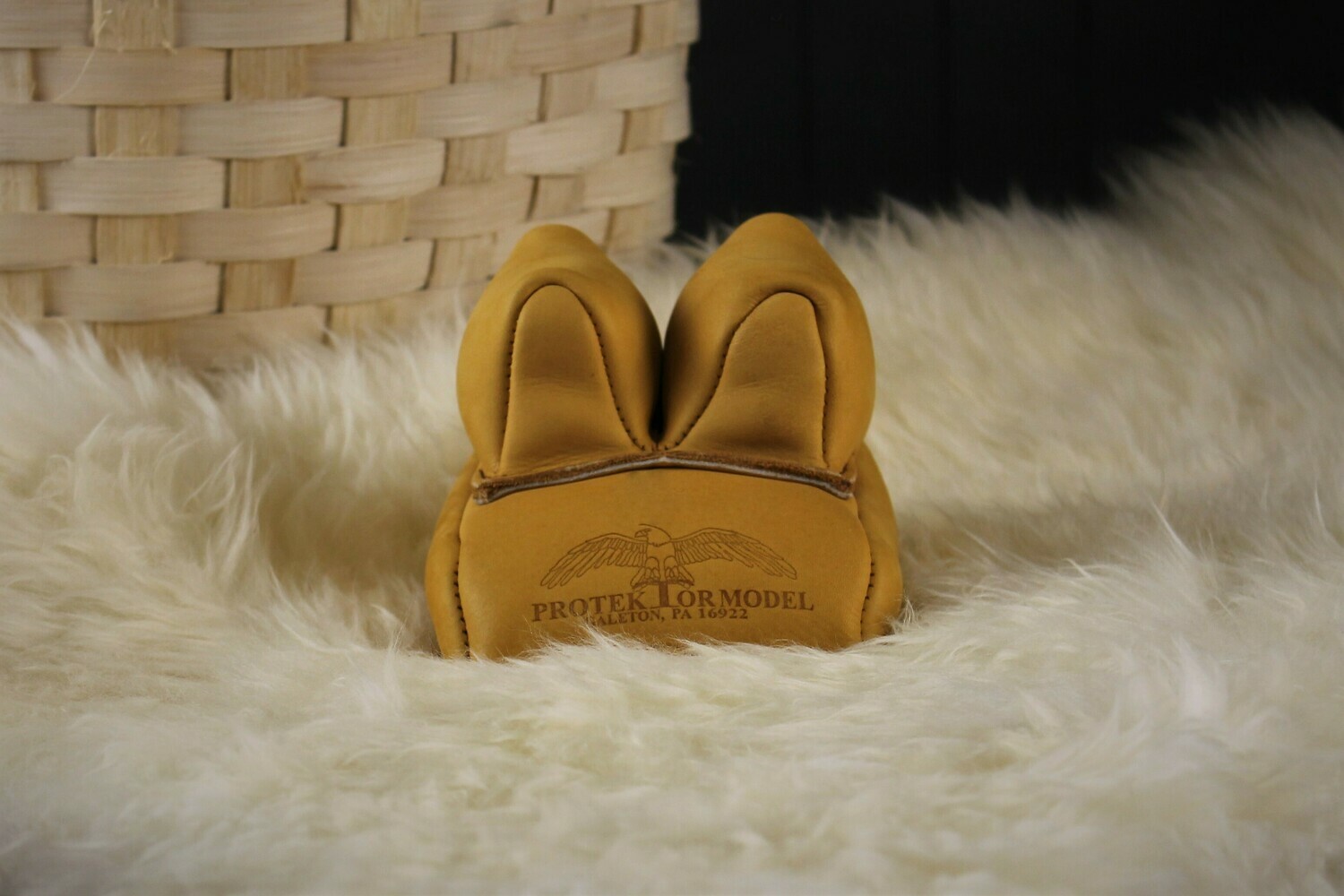Protektor Model Rabbit Ear Rear Bag