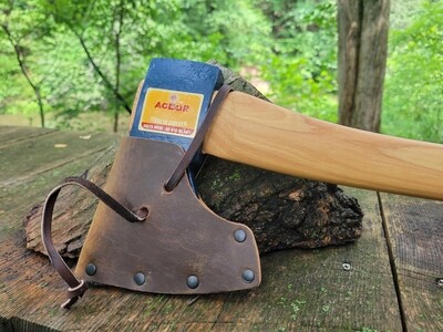 Hults Bruk Agdor 28 inch Montreal Pattern Felling Axe