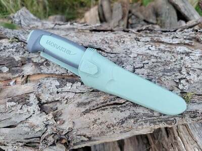 Mora 511 Fixed Blade in Teal