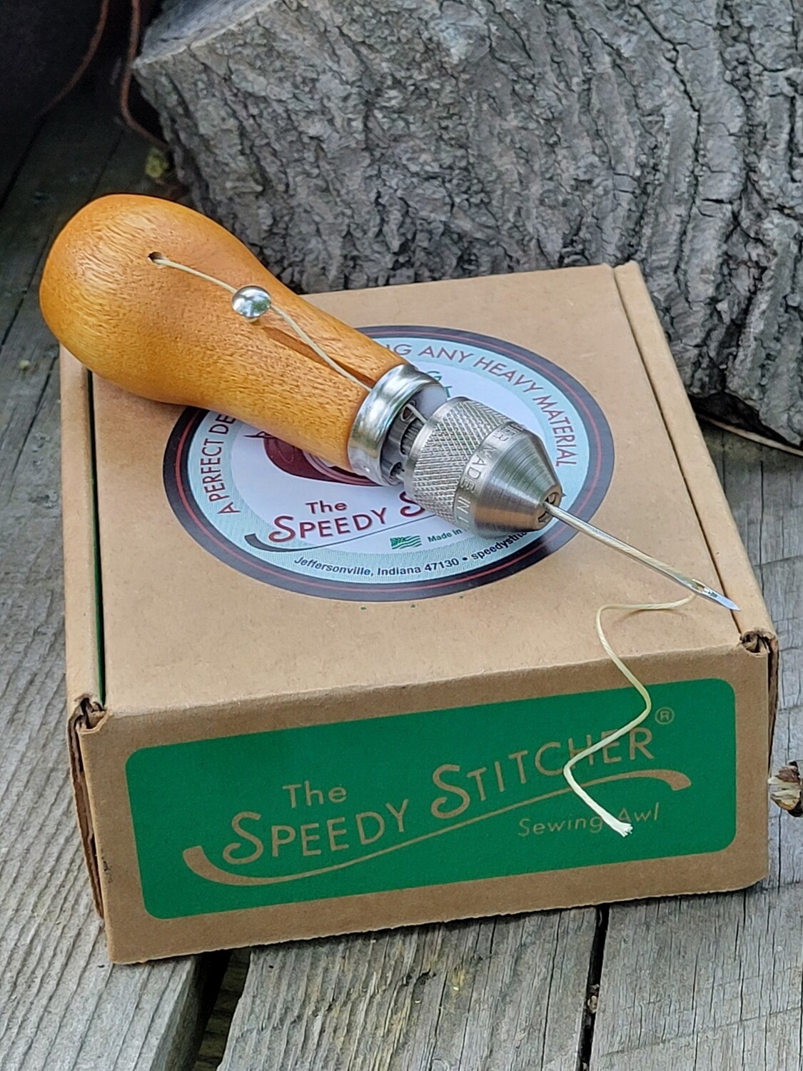 The Speedy Stitcher Heavy Material Sewing Kit