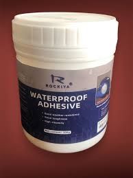 PEGAMENTO A PRUEBA DE AGUA