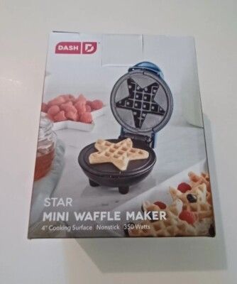 Mini waflera con forma de estrella de la marca Dash.