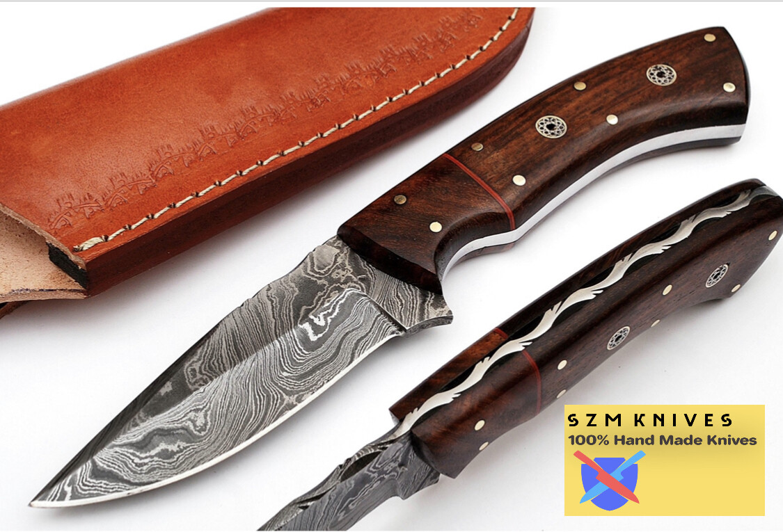 Damascus hunting knife