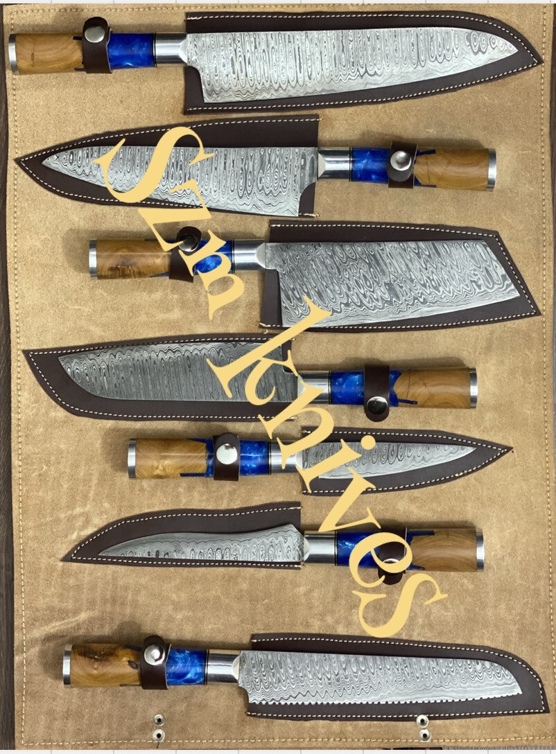 Beautiful Damascus Kitchen Knives Set
