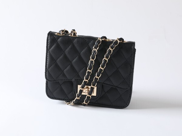 Bella Crossbody