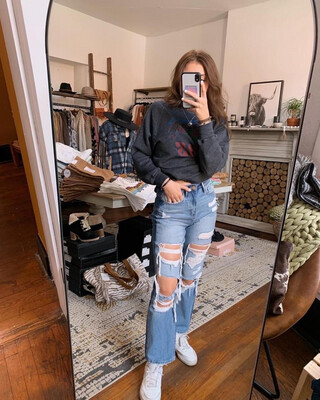 Distressed 90s Vintage Straight