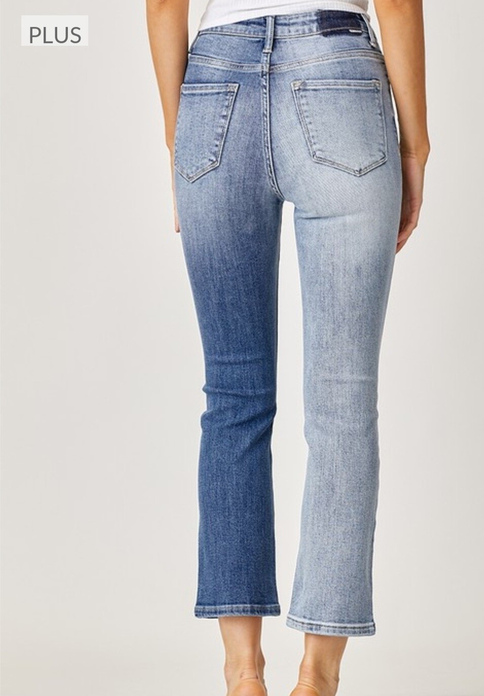 Risen High-Rise Staight Jeans