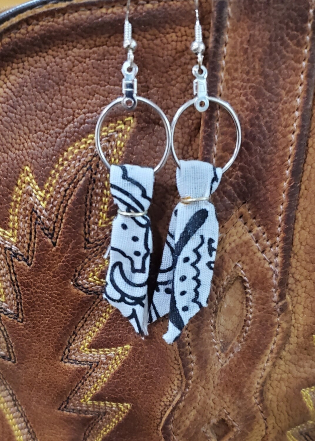 Hb Handcrafted Bandana Earrings