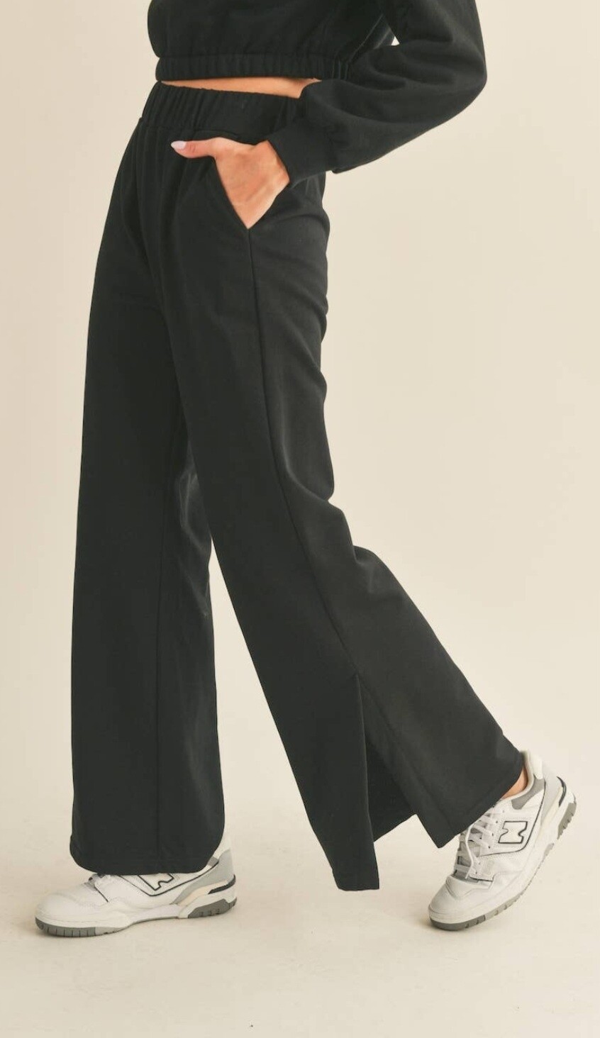 Black Classic Wide Sweat Pants