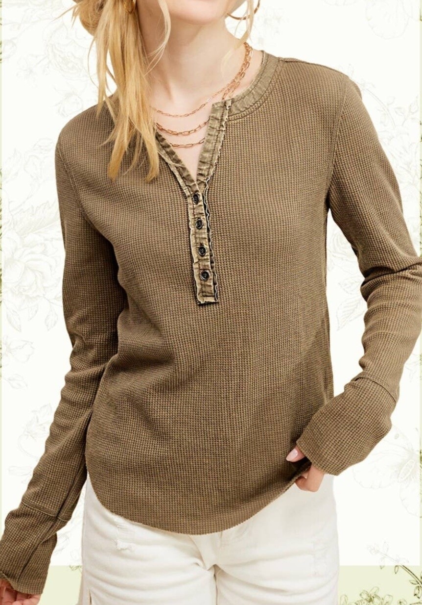 Mineral Washed Waffle Thermal Top - Faded Olive