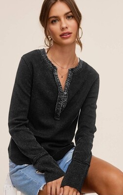 Mineral Washed Waffle Thermal Top - Charcoal