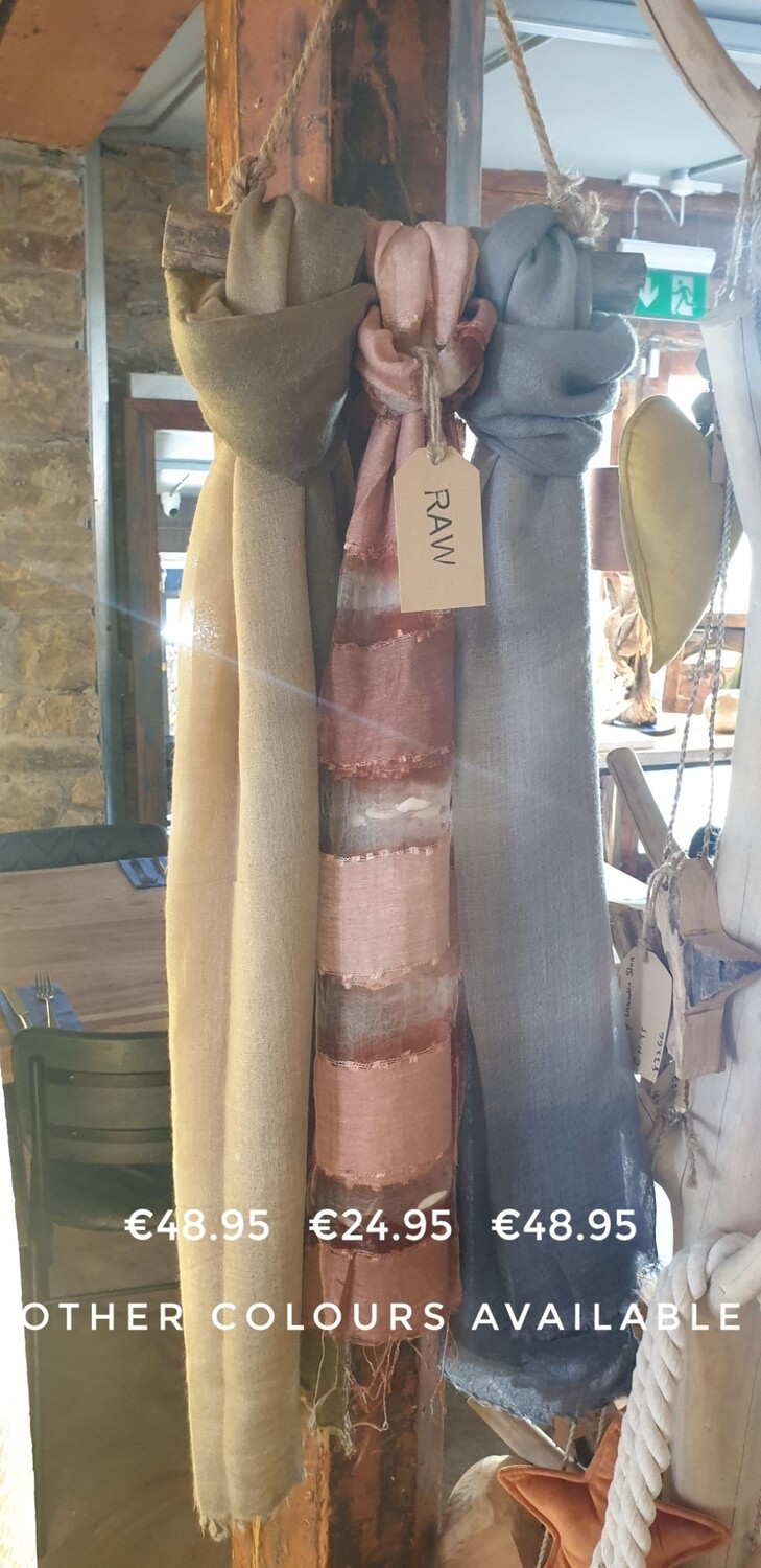 Niki Scarf Dark Grey