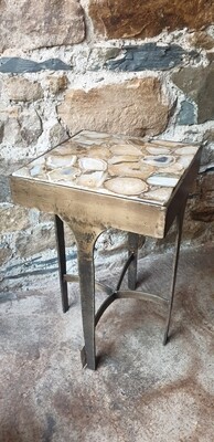 Side table Sinti 32*32 brass/f