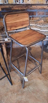 Acaciawood / iron bar stool w. backrest