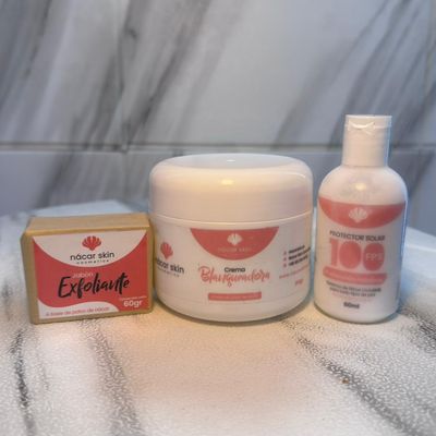 COMBO DE KIT BLANQUEADOR GRANDE MAS PROTECTOR SOLAR COMBO DE KIT BLANQUEADOR GRANDE MAS PROTECTOR SOLAR