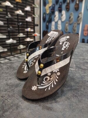 MOODA SLIPPER