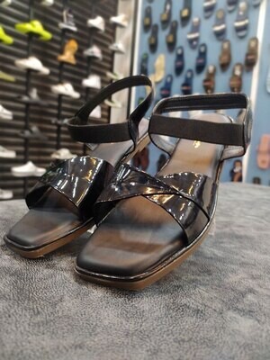 MOD LINE SANDAL