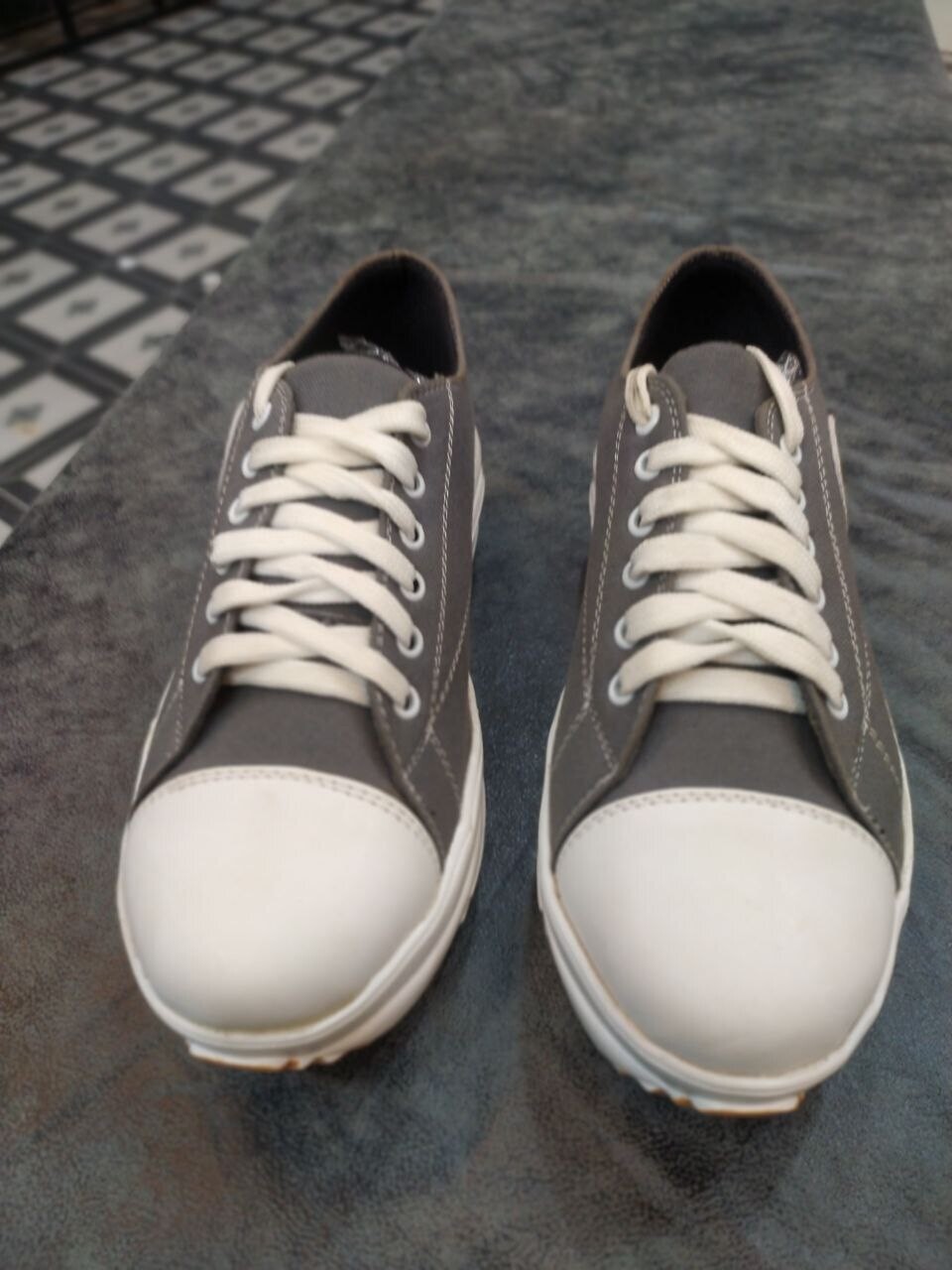 CONVERS SHOT GRAY