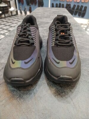 NIKE ZOOMX