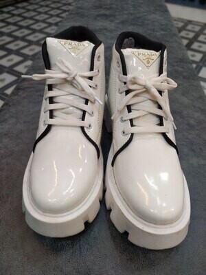PRADA MILANO