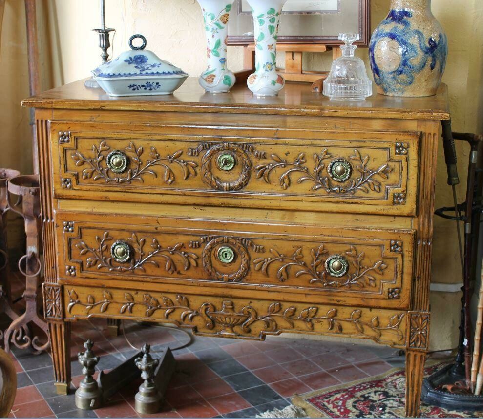 Petite commode Louis XIV