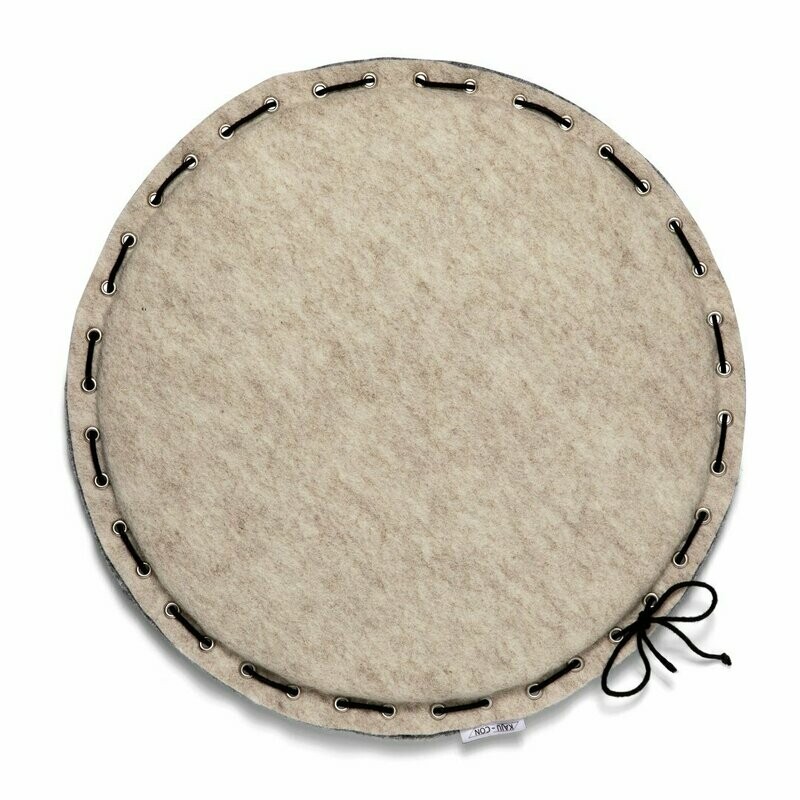 Sitzkissen aus Wollfilz, handgefertigt, Design-Wendesitzkissen Sitzkissen aus Wollfilz, handgefertigt, Design-Wendesitzkissen