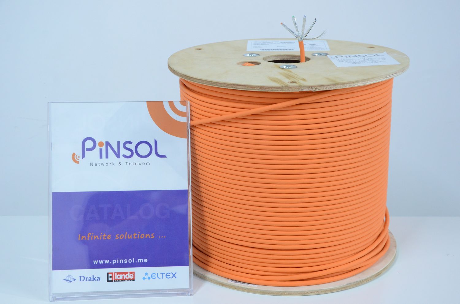 CABLE RESEAU INDOOR CAT7 S/FTP - CUIVRE - BOBINE 500M - LSHF - UC900 - HS23 - AWG23/1 - ORANGE - DRAKA